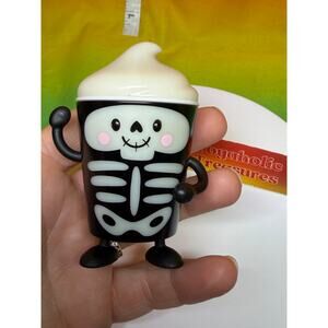 Wendys Halloween Frosty Frights Bone Chiller GLOWS IN THE DARK